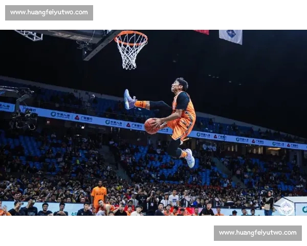 最新赛季篮球精彩对决全解析球员表现与战术趋势深度报道